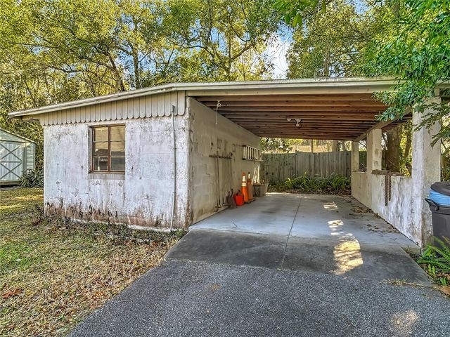 730 W UNIVERSITY AVENUE, Deland, FL 32720