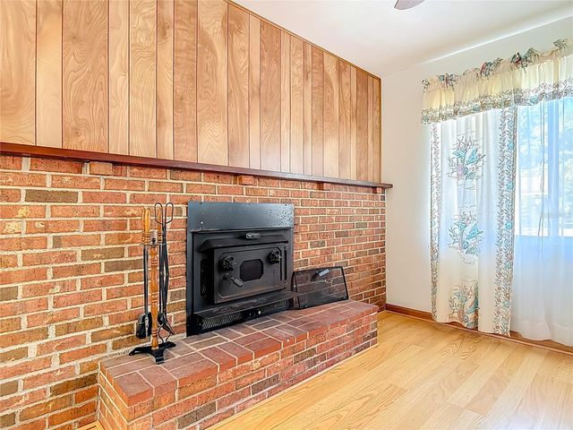 730 W UNIVERSITY AVENUE, Deland, FL 32720