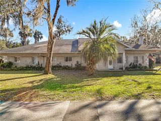 730 W UNIVERSITY AVENUE, Deland, FL 32720