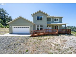 63315 BASTENDORF BEACH Rd, Coos Bay, OR 97420