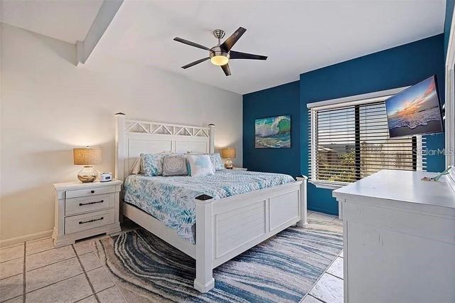 557 PINELLAS BAYWAY 222, Tierra Verde, FL 33715