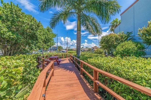 557 PINELLAS BAYWAY 222, Tierra Verde, FL 33715