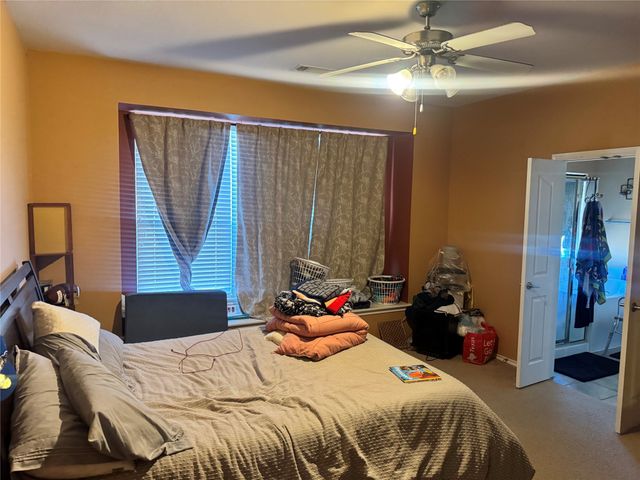 436 Baverton Lane, Fort Worth, TX 76052