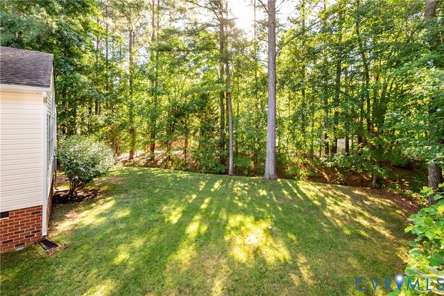 8319 Hampton Valley Dr, Chesterfield, VA 23832