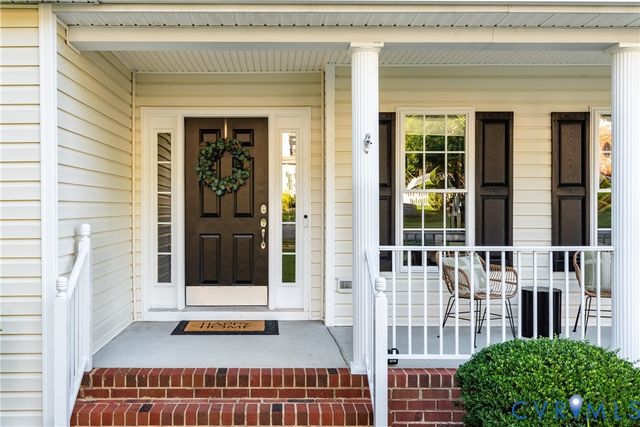 8319 Hampton Valley Dr, Chesterfield, VA 23832