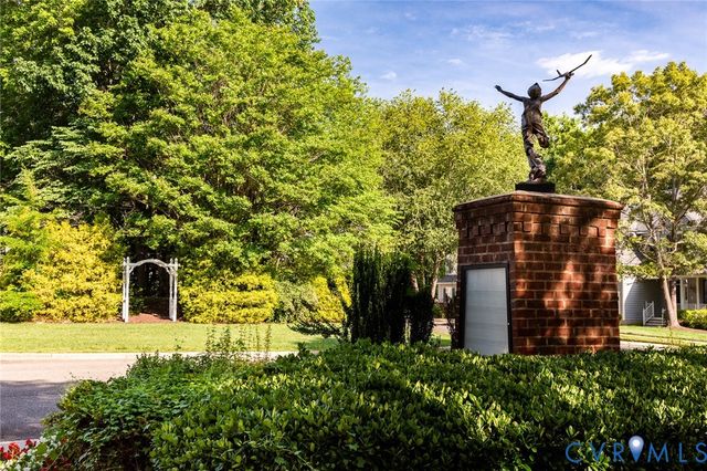 8319 Hampton Valley Dr, Chesterfield, VA 23832