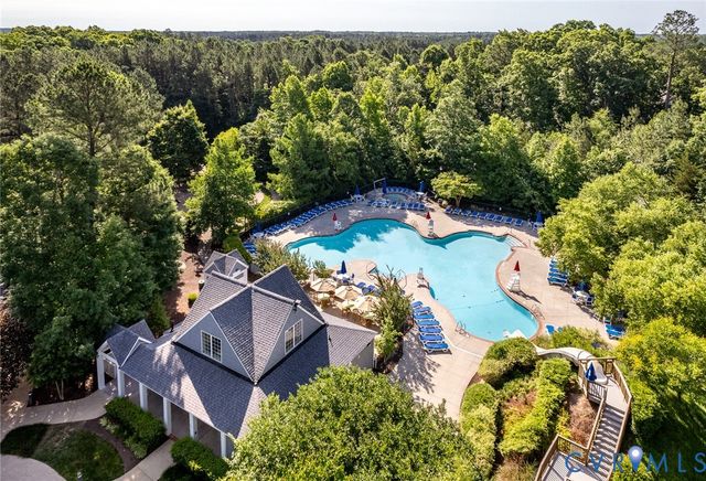 8319 Hampton Valley Dr, Chesterfield, VA 23832