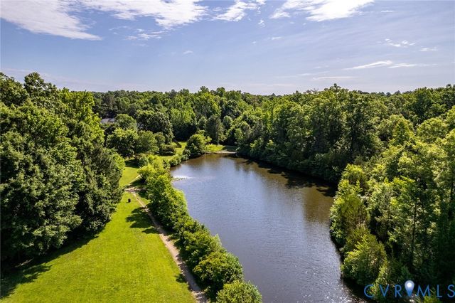 8319 Hampton Valley Dr, Chesterfield, VA 23832