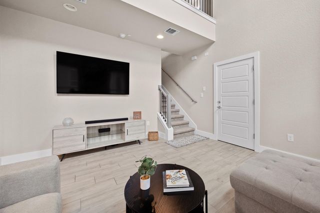11315 Gadsen LN, Austin, TX 78754