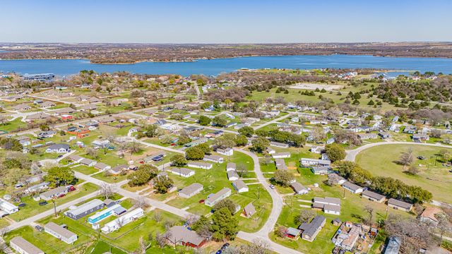 1568 Reef Drive, Pelican Bay, TX 76020