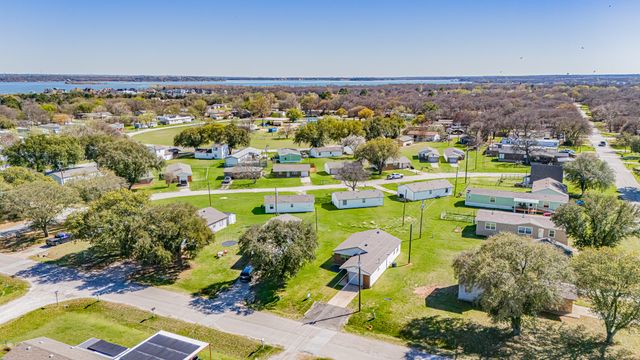 1568 Reef Drive, Pelican Bay, TX 76020