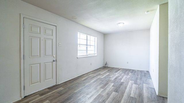 1568 Reef Drive, Pelican Bay, TX 76020