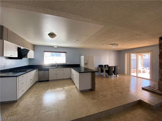 7128 Alta, Las Vegas, NV 89145