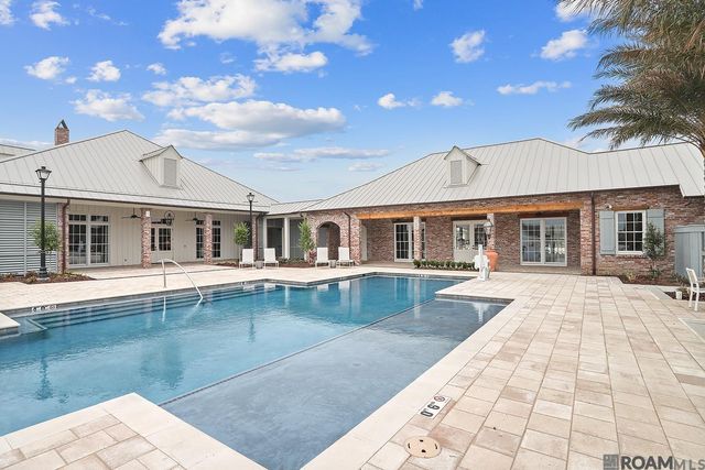 13847 Golden Holly Ln, Baton Rouge, LA 70810