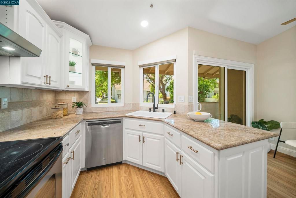 Image 12 of property listing at 349 Marie Common, Livermore, CA 94550