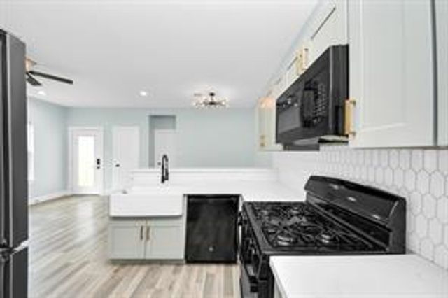 7502 Sandle Street A, Houston, TX 77088