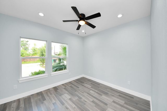 7502 Sandle Street A, Houston, TX 77088