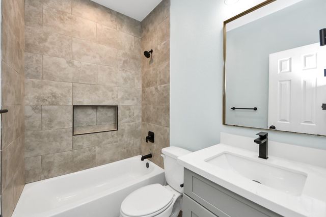 7502 Sandle Street A, Houston, TX 77088