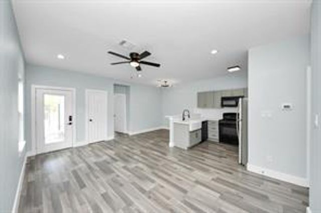 7502 Sandle Street A, Houston, TX 77088