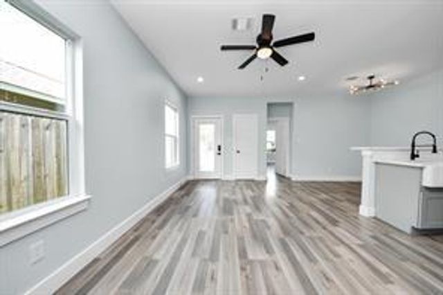 7502 Sandle Street A, Houston, TX 77088