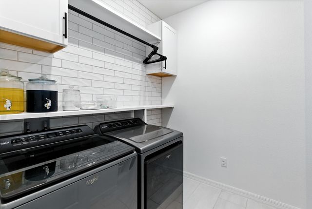 196 Red Barn Rd, St Augustine, FL 32092