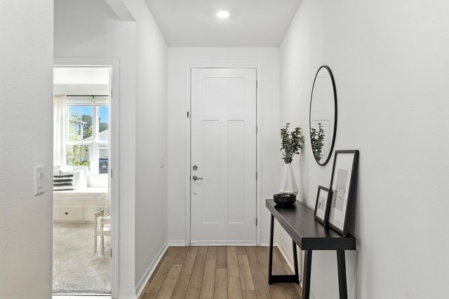 196 Red Barn Rd, St Augustine, FL 32092