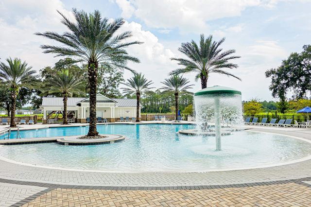 196 Red Barn Rd, St Augustine, FL 32092