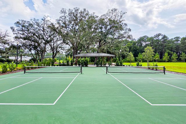 196 Red Barn Rd, St Augustine, FL 32092