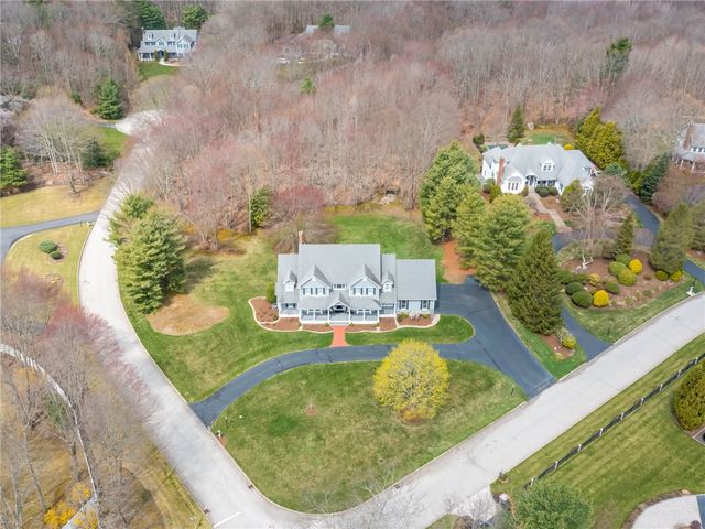 2 Corr Way, East Greenwich, RI 02818