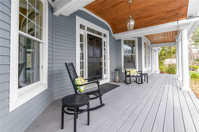 2 Corr Way, East Greenwich, RI 02818