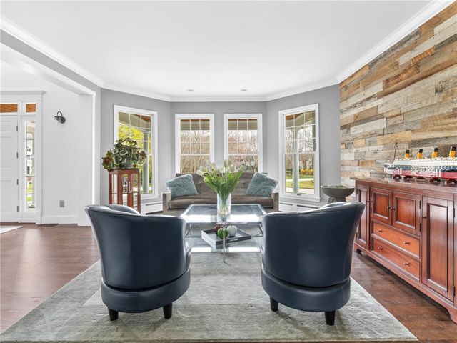 2 Corr Way, East Greenwich, RI 02818