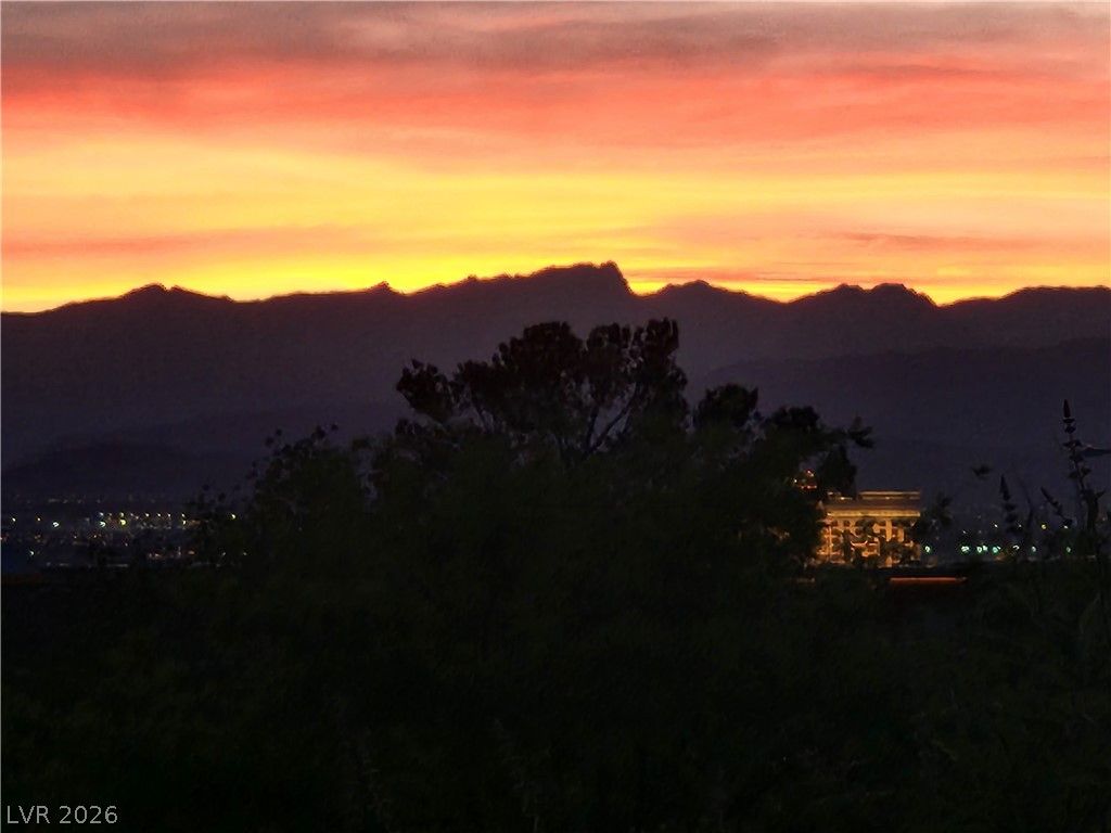 950 Seven Hills Drive 2425, Henderson, NV 89052 — photo 3