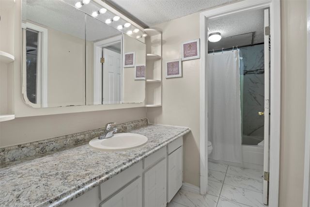 518 Campana Court, Irving, TX 75061