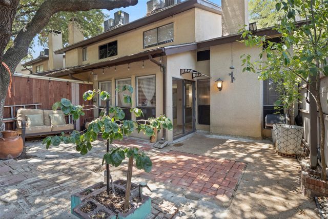 518 Campana Court, Irving, TX 75061
