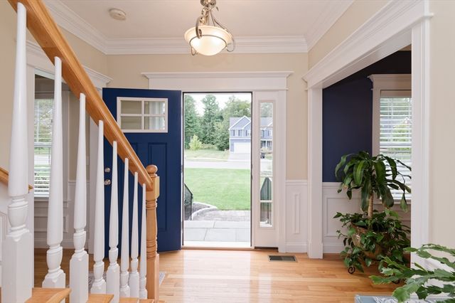 192 Rebecca Rd, Northbridge, MA 01588