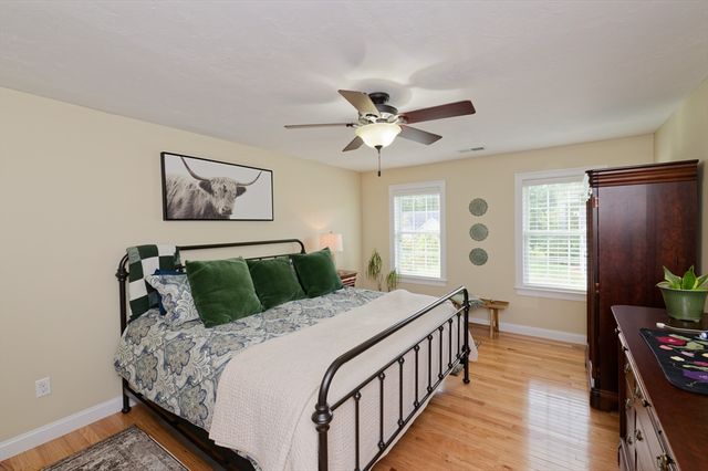 192 Rebecca Rd, Northbridge, MA 01588