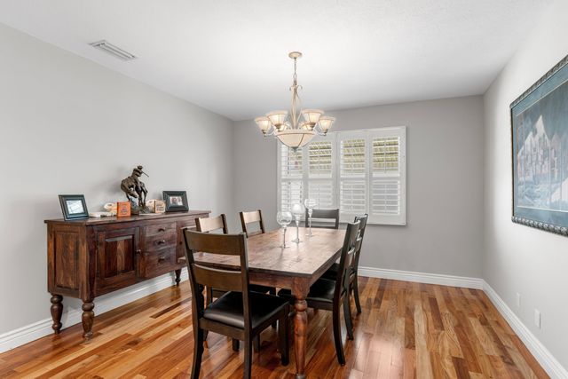 200 SW 5th Street, Boca Raton, FL 33432