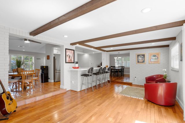 200 SW 5th Street, Boca Raton, FL 33432