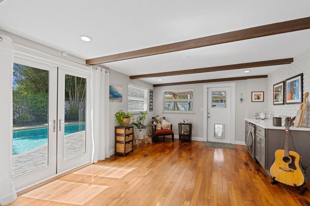 200 SW 5th Street, Boca Raton, FL 33432