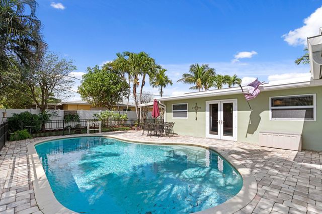 200 SW 5th Street, Boca Raton, FL 33432