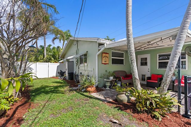 200 SW 5th Street, Boca Raton, FL 33432