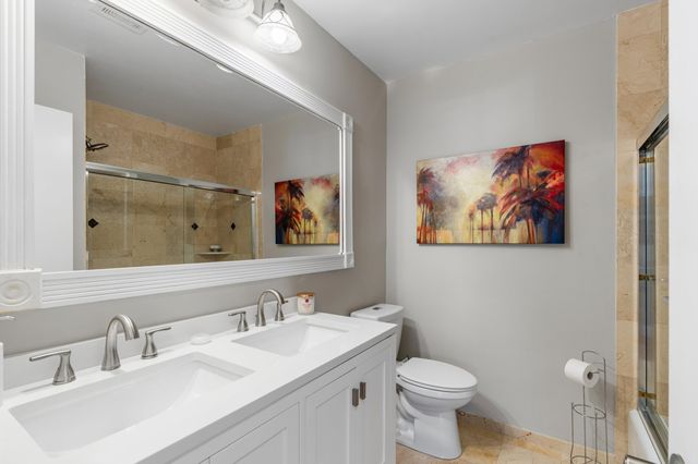 200 SW 5th Street, Boca Raton, FL 33432