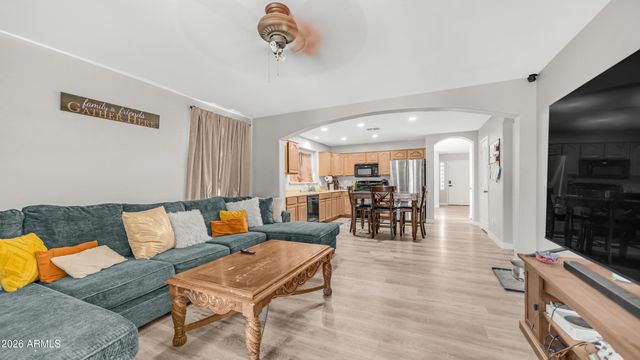 1740 E KELSI Avenue, San Tan Valley, AZ 85140