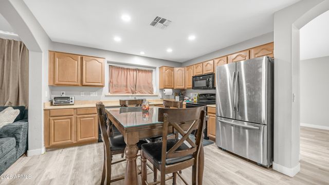 1740 E KELSI Avenue, San Tan Valley, AZ 85140