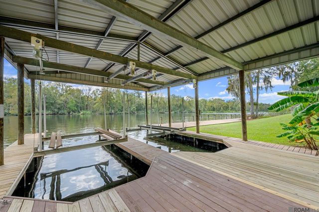 21839 Waterfront East Dr, Maurepas, LA 70449