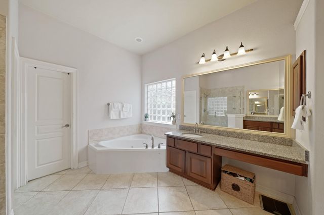 1619 Caledonia Trail, Sugar Land, TX 77479