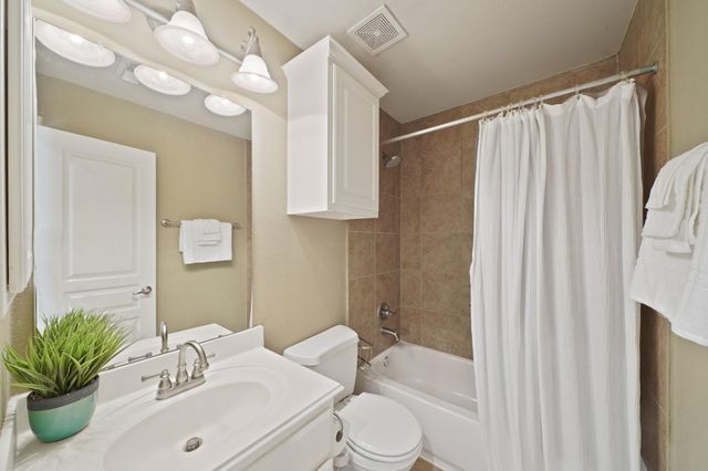 1619 Caledonia Trail, Sugar Land, TX 77479