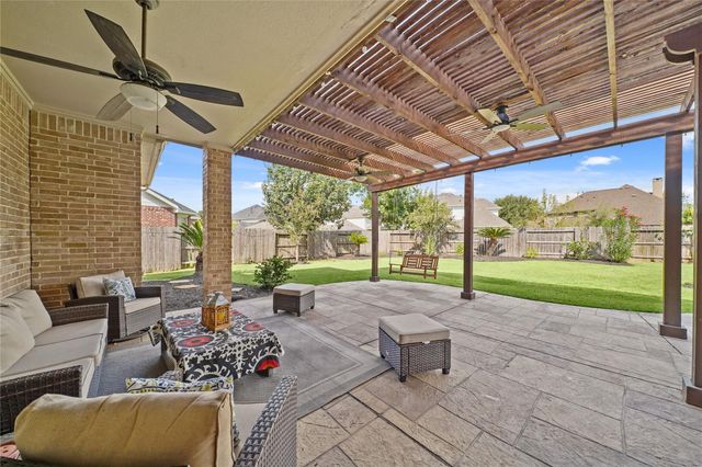 1619 Caledonia Trail, Sugar Land, TX 77479