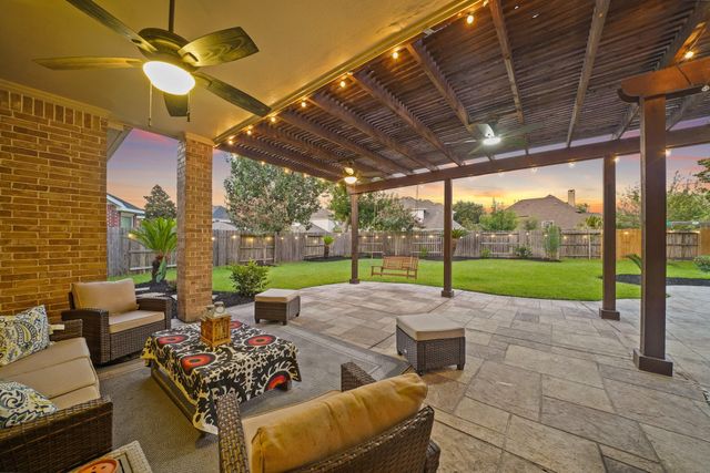 1619 Caledonia Trail, Sugar Land, TX 77479