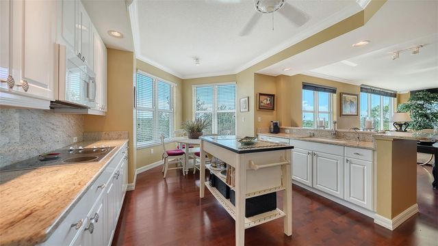 385 N POINT ROAD 401, Osprey, FL 34229